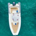 Noleggio gommone 8mt in esclusiva con Skipper