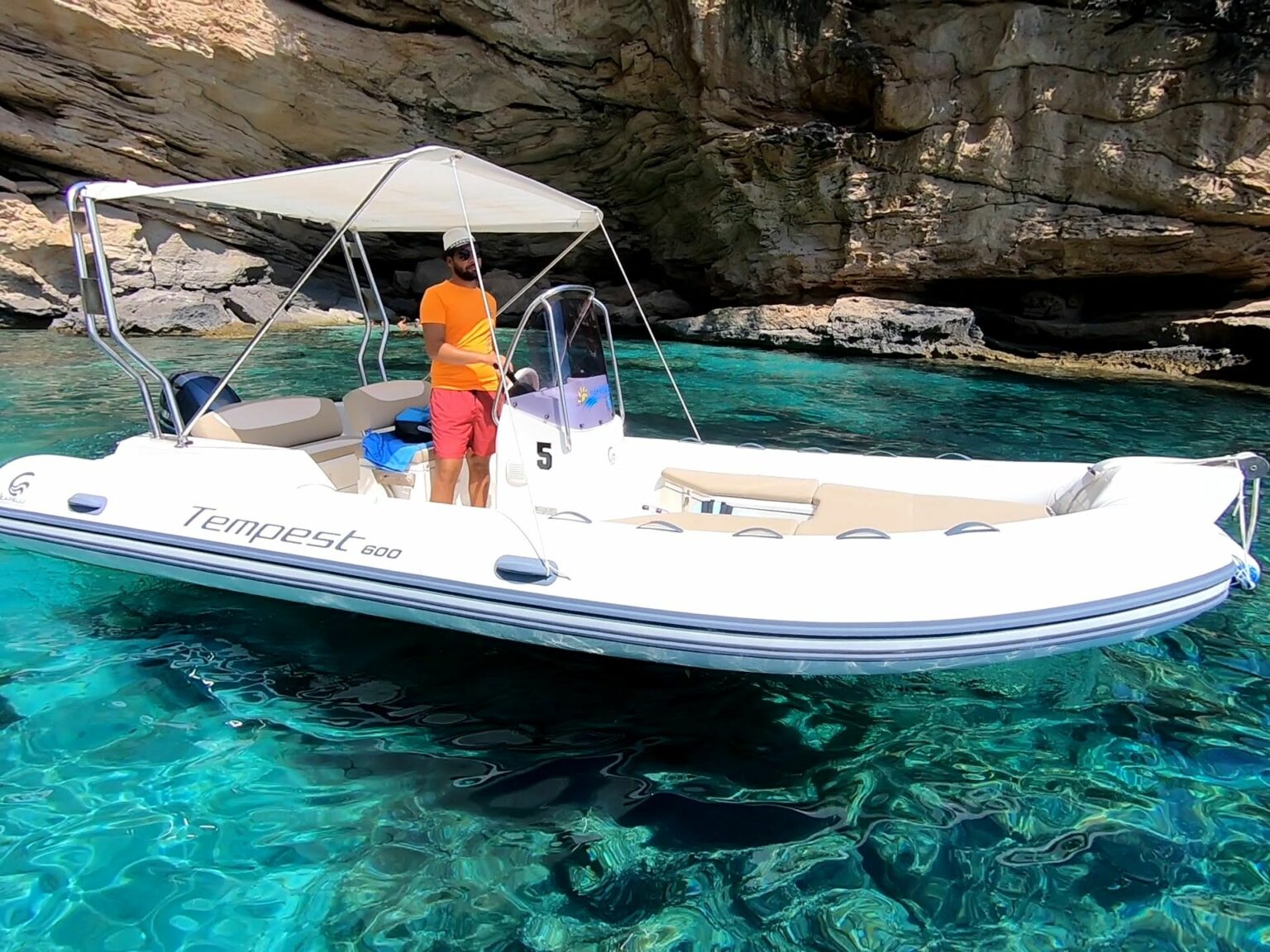 noleggio gommone 6mt